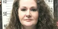 Christa Pike sopravvissuta all'iniezione letale, le chiamate al 911 rivelano ritardi nei soccorsi: le due dosi e le cause ancora da chiarire