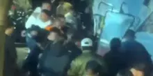 Uomo aggredito dal branco a piazza Vanvitelli: tra i violenti anche i figli di due poliziotti