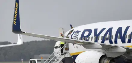 Ryanair, voli cancellati per 13 destinazioni: stop in Spagna, Grecia e Turchia, c'&egrave; anche la Germania. Quali sono le rotte ?tagliate?