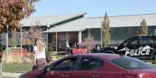 Oregon, uomo armato in una scuola elementare. La polizia: &laquo;&Egrave; stato ucciso, ci sono feriti&raquo;