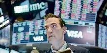 Wall Street nel vortice dei titoli IA, timori sulla sostenibilit&agrave; del debito
