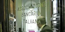 Manovra, sulle banche trattativa al buio. Maggioranza divisa, luned&igrave; vertice a Chigi