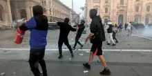 Scontri a Milano, i genitori dei fermati tra rabbia, incredulit&agrave; e ironia: &laquo;Met&agrave; sono minori... l'altra met&agrave; pirla&raquo;