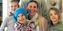 Famiglia nel bosco riunita: primo weekend insieme. La nuova casa coster&agrave; 160mila euro: &laquo;Pagheremo tutto noi&raquo;