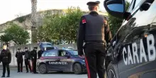 Nola, calci e pugni tra vicini di casa: la lite a causa di una telecamera installata in un'area comune