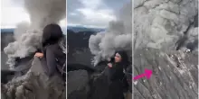 Tre escursionisti morti, sorpresi dall'eruzione sul monte Dukono. &laquo;Si erano avvicinati troppo al cratere&raquo;