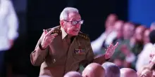 Raul Castro, mandato d'arresto per l'ex presidente di Cuba: &laquo;Ordin&ograve; di uccidere quattro persone&raquo;. Cosa accadde 30 anni fa