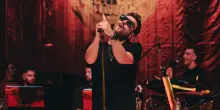 Cesare Cremonini, il nuovo disco e il concerto a Londra. &laquo;Ho una crepa che sanguina continuamente. Con ?Amateur? torno esordiente&raquo;.