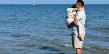 Perugia, il Comitato Chianelli regala una gita a Senigallia alla bambina che sognava il mare