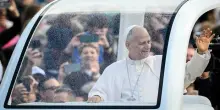 Papa Leone, l'esito degli esami istologici: &laquo;Confermato adenocarcinoma polmonare. Malattia localizzata, non &egrave; necessaria ulteriore terapia&raquo;