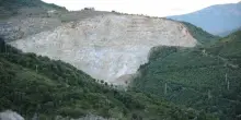 Incidente sul lavoro alla cava del Cernicchiara nel Salernitano, morto un operaio
