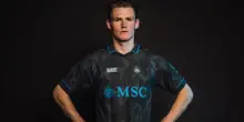 Napoli, presentata la nuova maglia Halloween dedicata al Munaciello: disponibile da oggi negli store