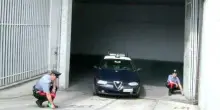 Precipita mentre tenta il furto in un capannone, muore 24enne rom: il tetto della struttura di Ciampino ha ceduto