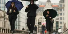 &laquo;Fate scorte di cibo e acqua per 3 giorni. Siamo davanti al pericolo maggiore della nostra vita&raquo;. Regno Unito, scatta l'allarme
