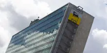 Eni, una cedola extra da 1,3 miliardi. Esteso il tetto al prezzo dei carburanti