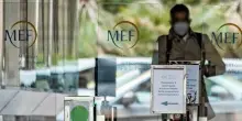 Manovra, dal Tfs ai buoni pasto e gli arretrati: quanto pesano le sentenze sugli statali sui conti pubblici