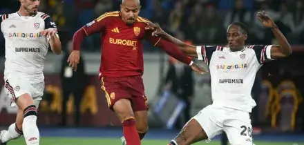 Roma-Cagliari 4-2, pagelle: Soul&eacute; (7) illumina, Ghilardi (7) assist decisivo, Malen (6,5) e Mora (7,5) regalano la vittoria