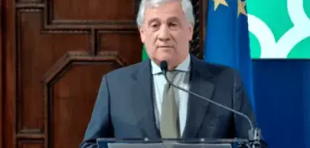 Tajani: "Lingua italiana sia strumento di pace e di crescita economica"
