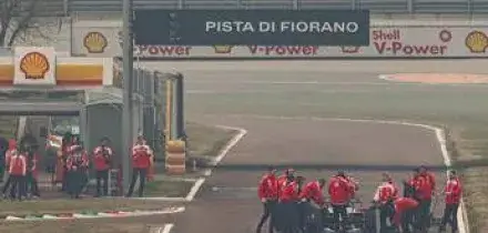 Ferrari, subito problemi con la SF-26? Hamilton si ferma nel test a Fiorano, cos'&egrave; successo