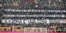 Gasperini-Ranieri, Curva sud risponde: "La Roma &egrave; una cosa seria". Per l'allenatore gli applausi dell'Olimpico