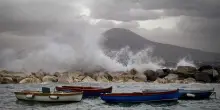 Vento forte e mare agitato, Ischia e Procida sono isolate