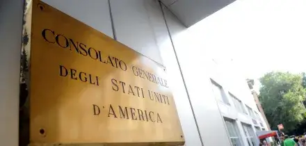 Pm, 'caporalato su operai che stanno costruendo consolato Usa a Milano'