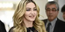 Appello di Madonna al Papa, 'vada a Gaza, porti luce ai bambini'