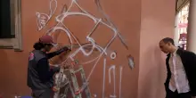 Bologna potenzia la tutela di portici e palazzi storici dai graffiti