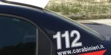 Cede il lucernario, precipita e muore un 26enne a Bologna