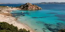 'Esercitazioni militari La Maddalena in piena stagione turistica, Difesa spieghi'