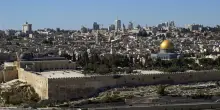 Media, 'coloni irrompono alla moschea al Aqsa a Gerusalemme est'