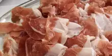 Export dei salumi vale 2,5 miliardi (+5,3%), tengono i consumi in Italia
