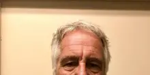 Nei file su Jeffrey Epstein trovati i nomi di oltre 1.200 vittime