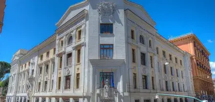 A ottobre -0,5% congiunturale per il fatturato di servizi e industria