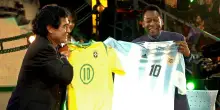 Mondiali: alla cerimonia di apertura dell'Azteca omaggi a Pel&egrave; e Maradona