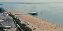 A Lignano arrivano le zone rosse, anche in spiaggia