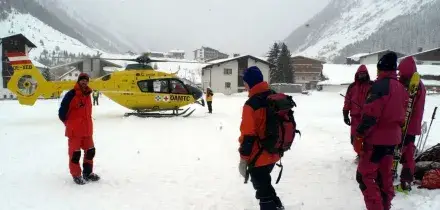 Valanga a Ischgl in Tirolo, un morto trovato dopo ore. Proseguono le ricerche per escludere altre vittime