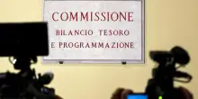 Salta il credito di imposta per la carta, scontro editori-governo