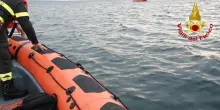 Quattro surfisti nel Lago Maggiore salvati dai vigili del fuoco