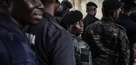 I militari annunciano la presa del potere in Guinea-Bissau