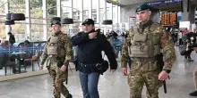 Salvini al lavoro per 'militarizzare' le stazioni italiane