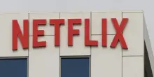 Netflix alza l'offerta per Warner Bros, sfida Paramount