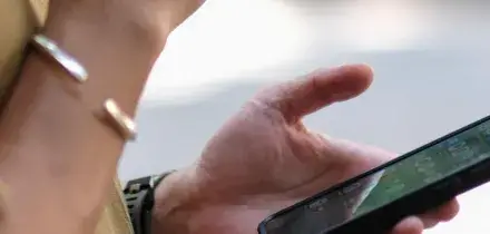 Recensione ironica delle messe, tiktoker indagato per vilipendio