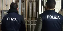 Estorcono a imprenditore 90mila euro, nove arresti