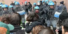 Studenti fuorisede, a Torino bloccati dai lacrimogeni e picchiati