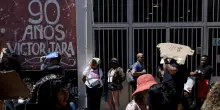Cile, 'enti pubblici e privati segnalino i migranti illegali'