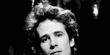 Nel mondo fragile e unico di Jeff Buckley, la storia oltre la leggenda