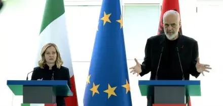 Ministro Tirana, 'l'Albania non estender&agrave; l'accordo con l'Italia oltre il 2030'