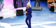 Sfida a cinque per la vittoria finale ad Amici 2026