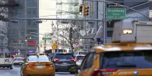 Primo anno di tassa sul traffico a New York, 27 milioni di auto in meno